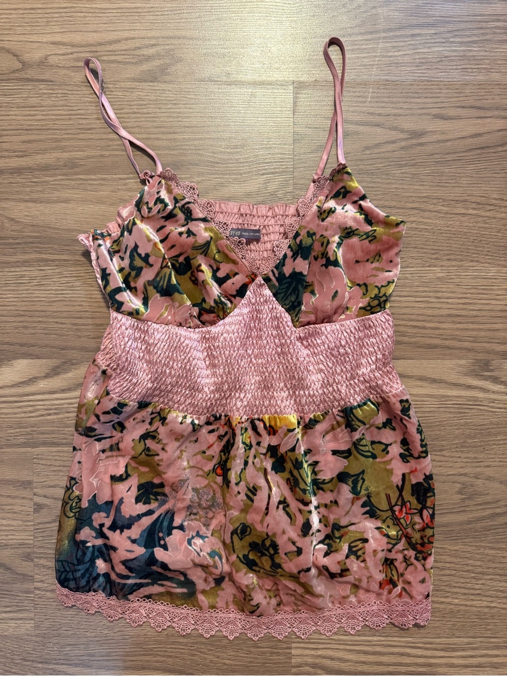 Y2K Floral Pink Smocked  Top PLS READ DESCRIPTION